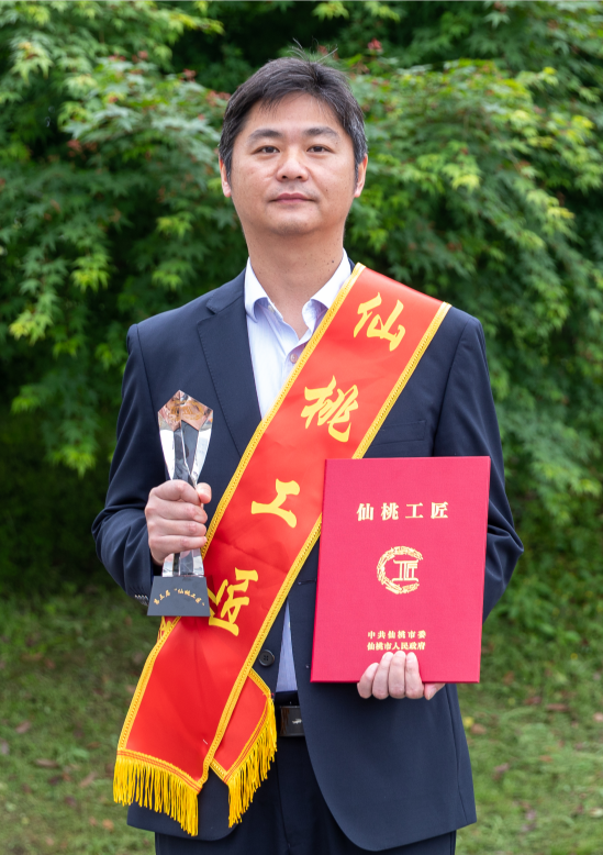 专注研发 追求极致 ——李晓军